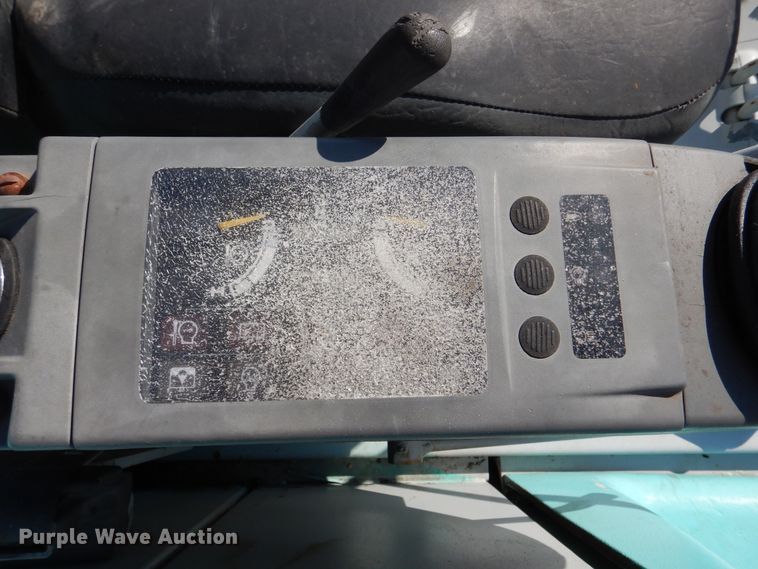 image for item DM6334 1995 Kobelco SK035  mini excavator