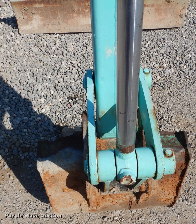 image for item DM6334 1995 Kobelco SK035  mini excavator