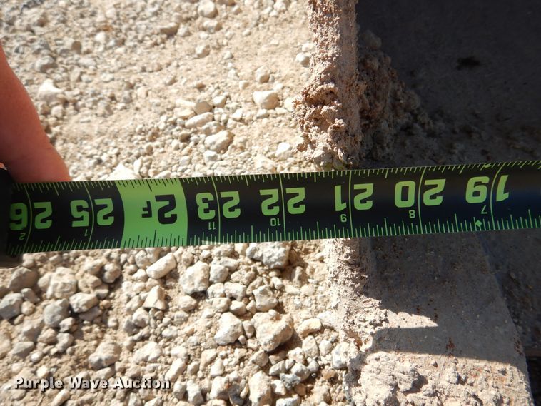 image for item DM6334 1995 Kobelco SK035  mini excavator