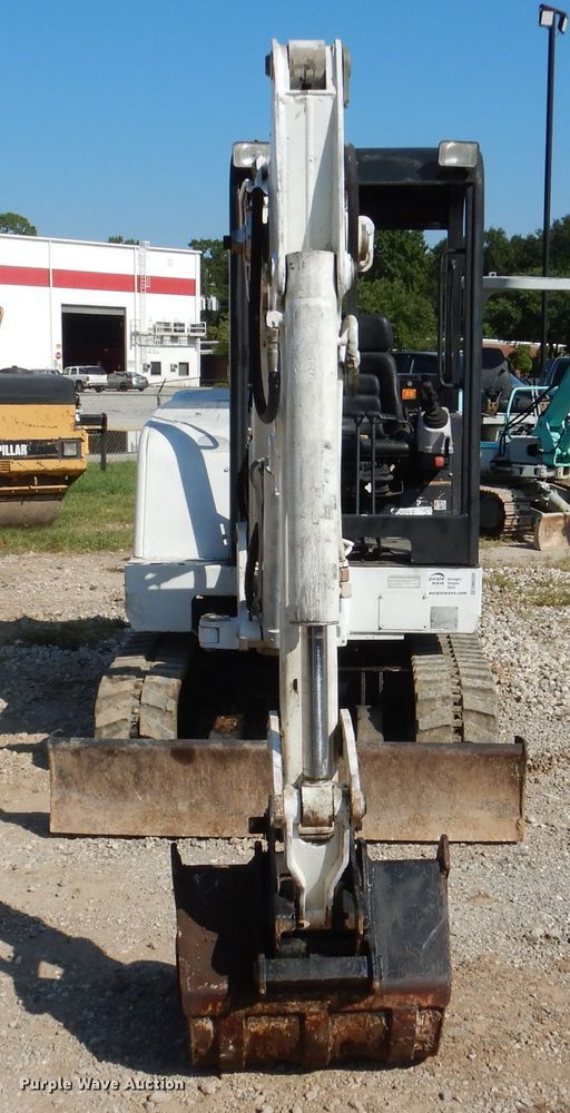 image for item DM6335 Bobcat 331  mini excavator