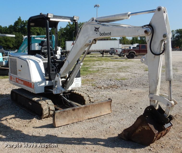 image for item DM6335 Bobcat 331  mini excavator