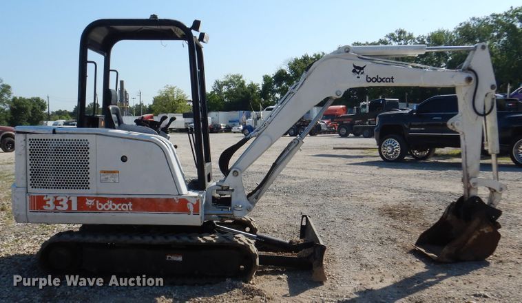 image for item DM6335 Bobcat 331  mini excavator