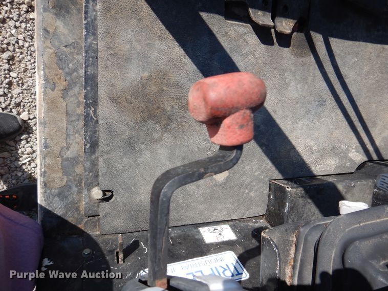 image for item DM6335 Bobcat 331  mini excavator