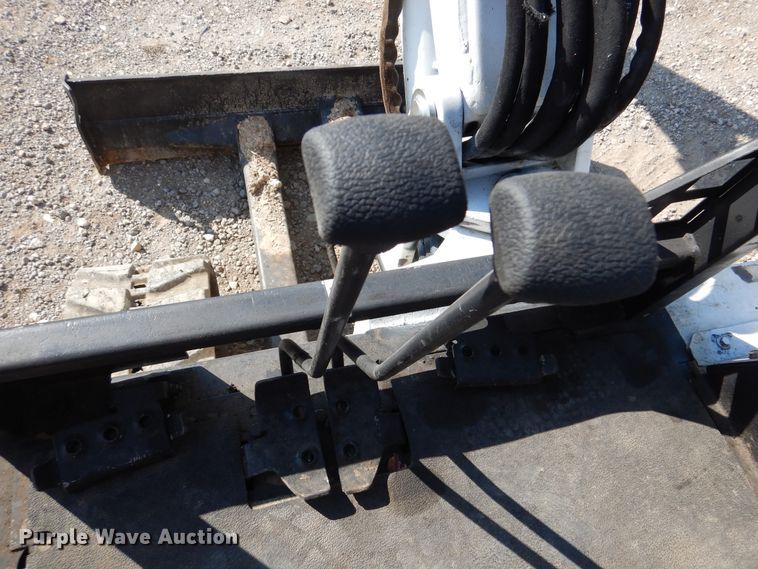 image for item DM6335 Bobcat 331  mini excavator