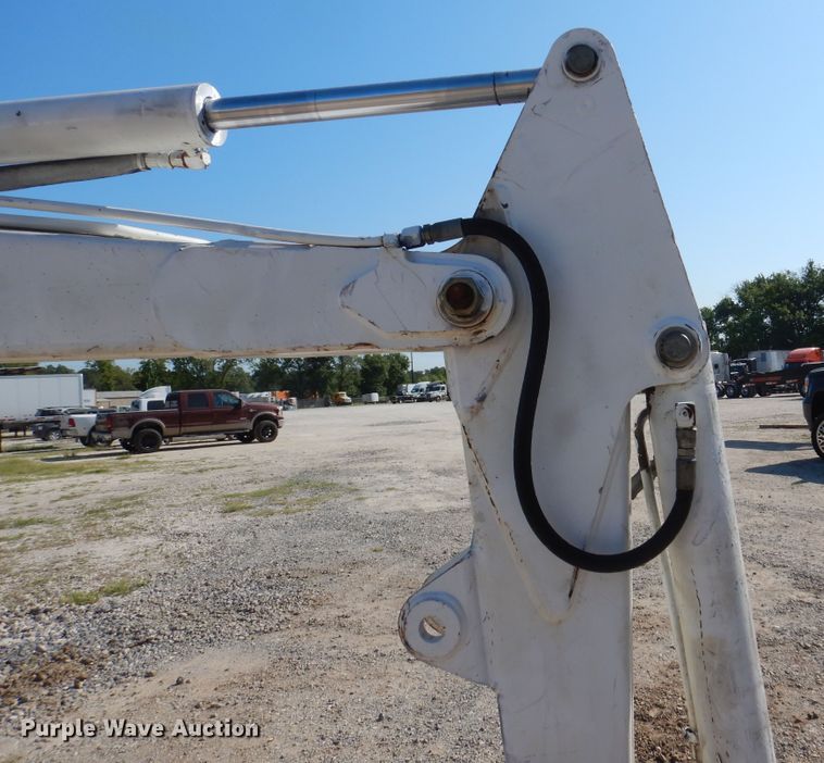 image for item DM6335 Bobcat 331  mini excavator