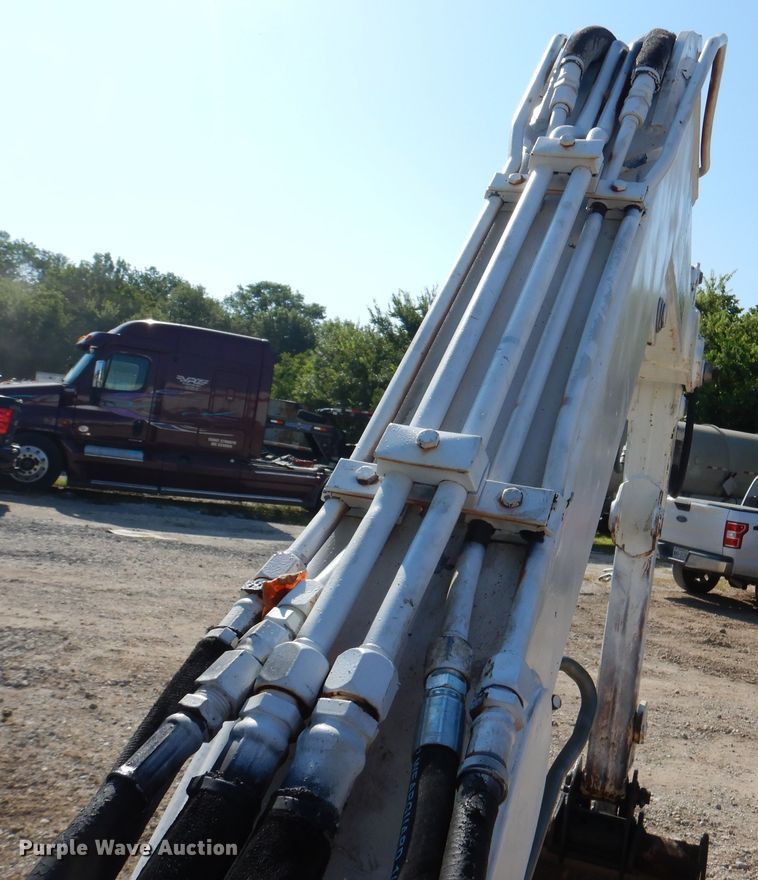 image for item DM6335 Bobcat 331  mini excavator