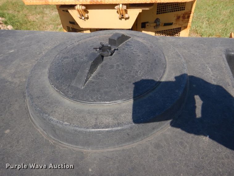 image for item DM6336 1996 Caterpillar CB-534B  double drum vibratory roller