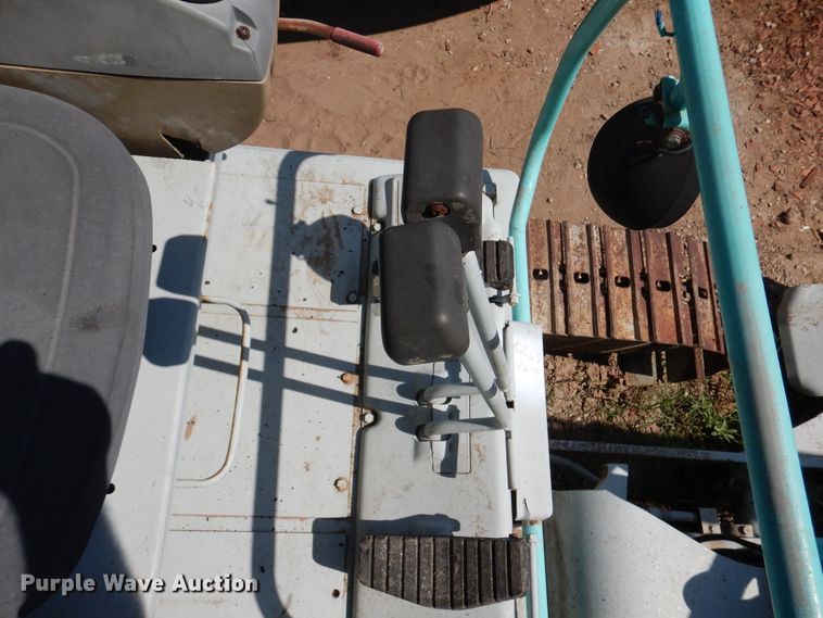 image for item DM6339 1994 Kobelco SK035  mini excavator