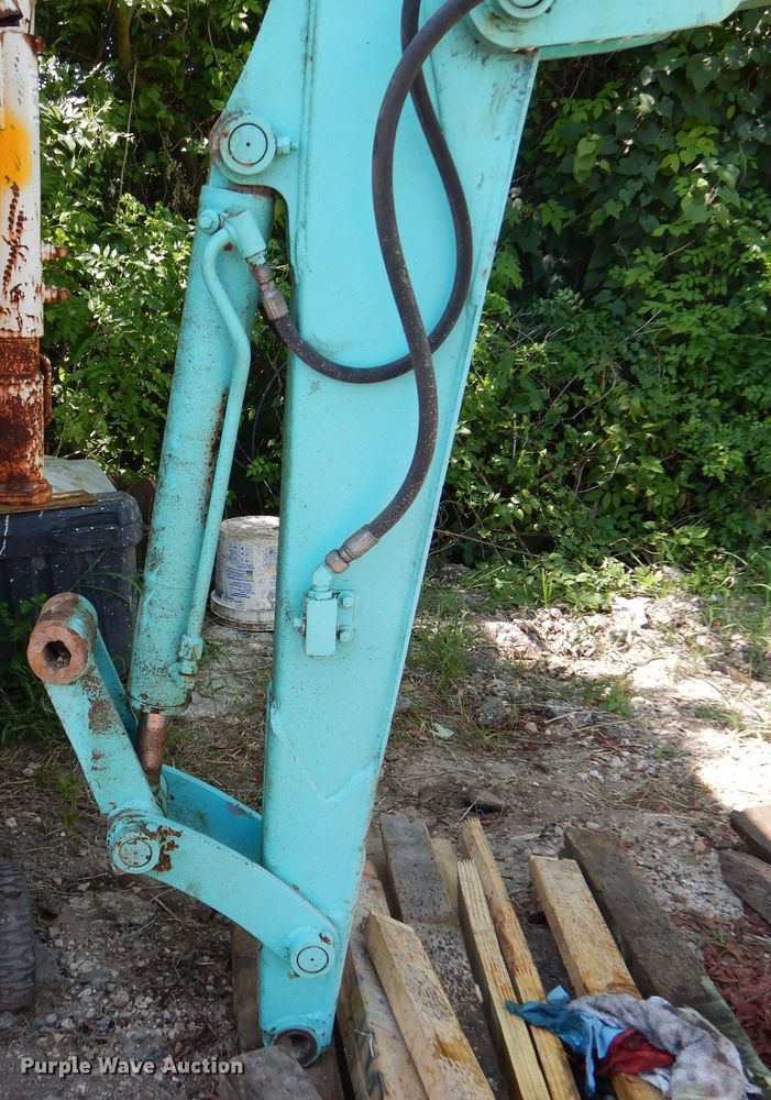 image for item DM6339 1994 Kobelco SK035  mini excavator