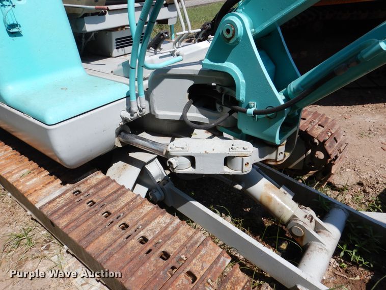 image for item DM6339 1994 Kobelco SK035  mini excavator