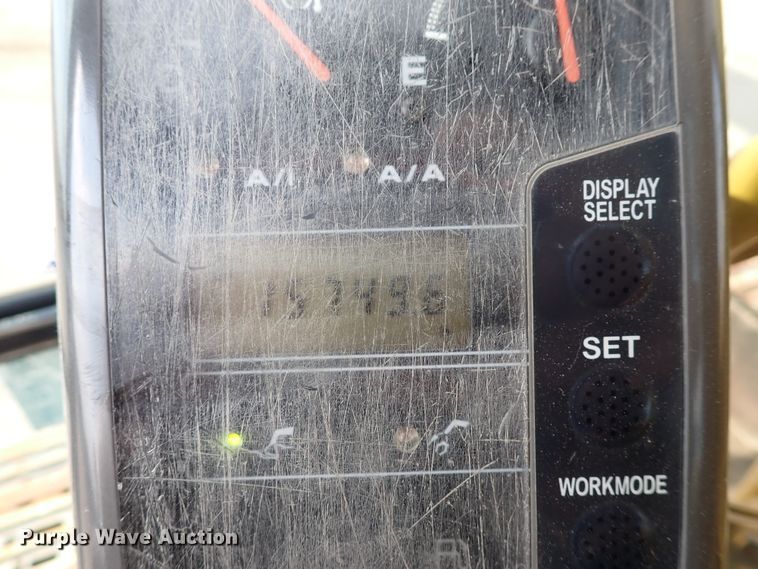 image for item DN1792 2005 John Deere 330C LC  excavator