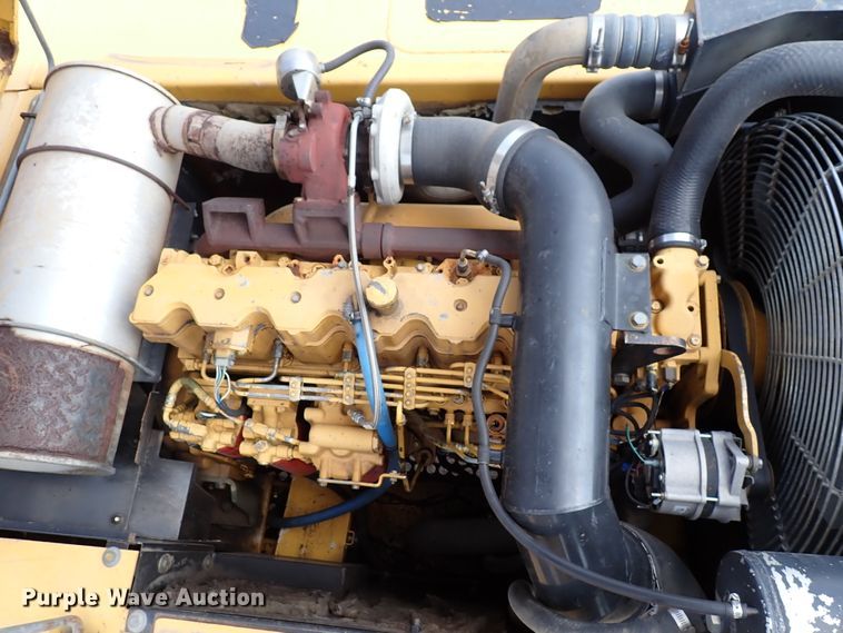 image for item DN1792 2005 John Deere 330C LC  excavator