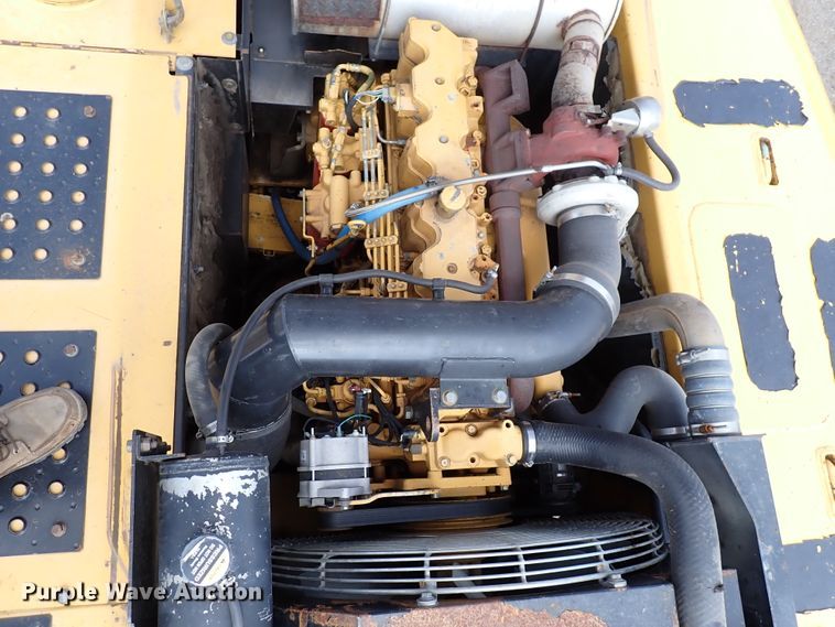 image for item DN1792 2005 John Deere 330C LC  excavator