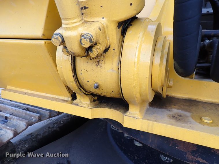 image for item DN1792 2005 John Deere 330C LC  excavator