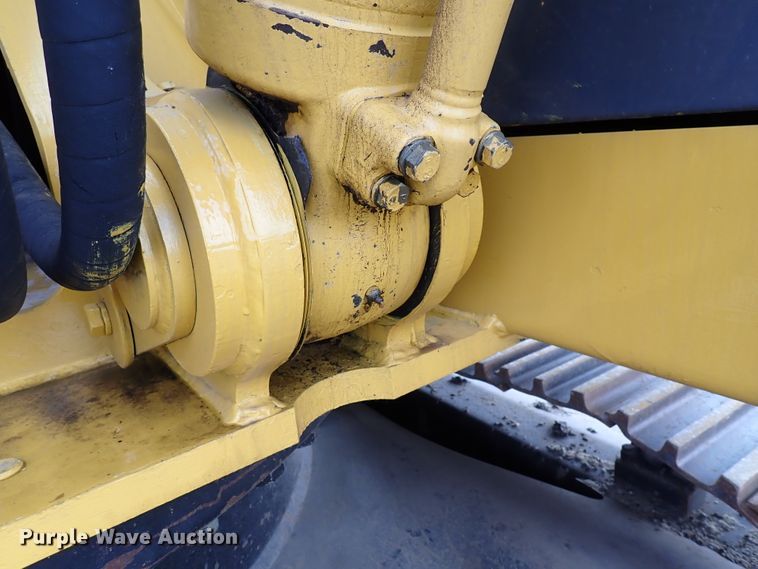 image for item DN1792 2005 John Deere 330C LC  excavator