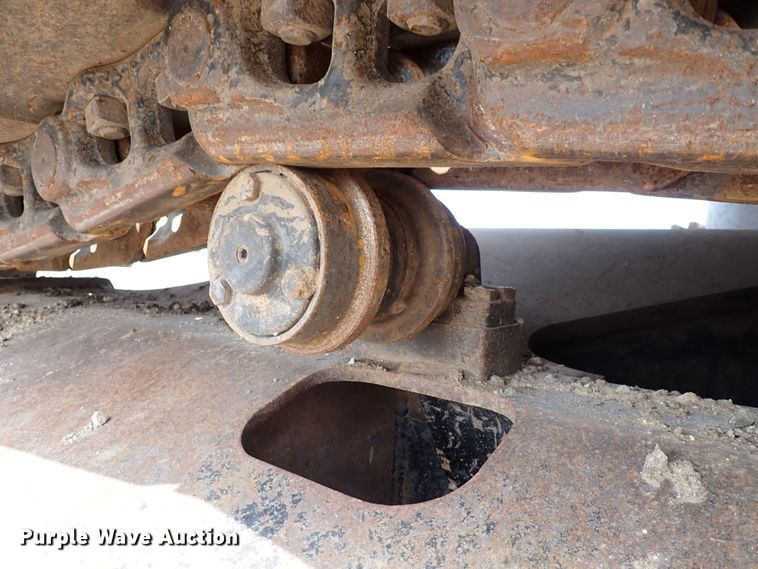 image for item DN1792 2005 John Deere 330C LC  excavator