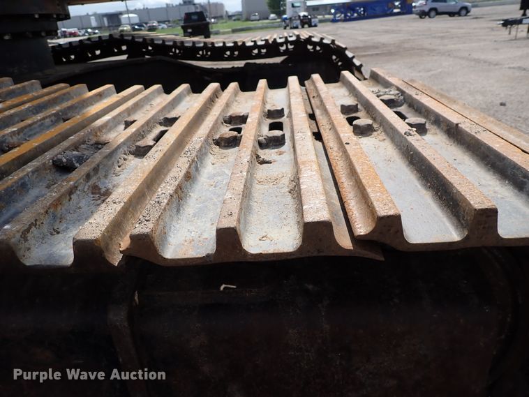 image for item DN1792 2005 John Deere 330C LC  excavator