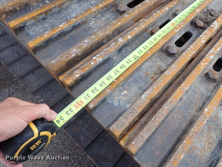 image for item DN1792 2005 John Deere 330C LC  excavator