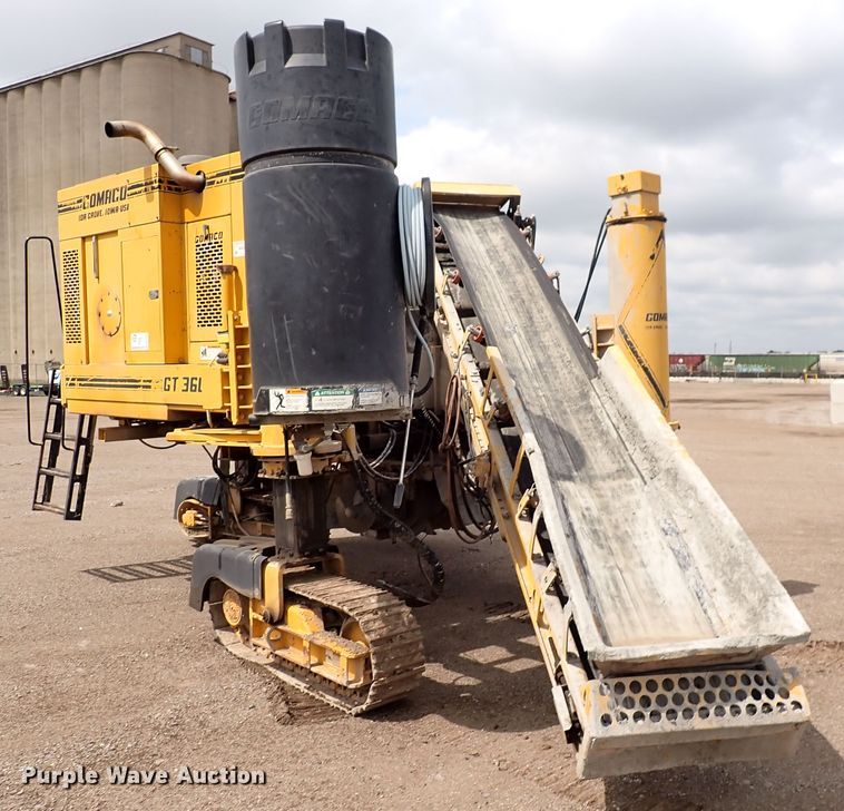 image for item DN1793 Gomaco GT3600  curb machine