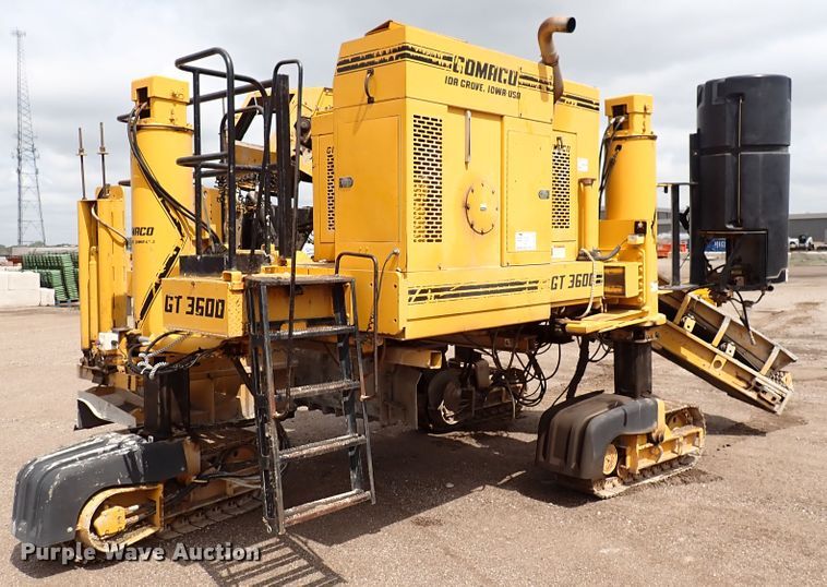 image for item DN1793 Gomaco GT3600  curb machine