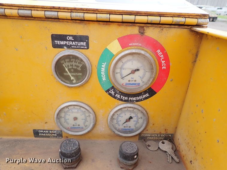 image for item DN1793 Gomaco GT3600  curb machine