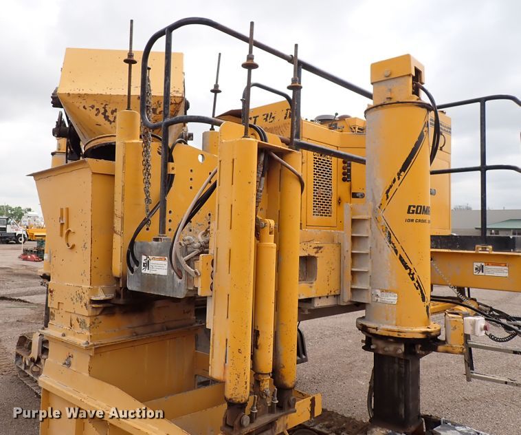 image for item DN1793 Gomaco GT3600  curb machine