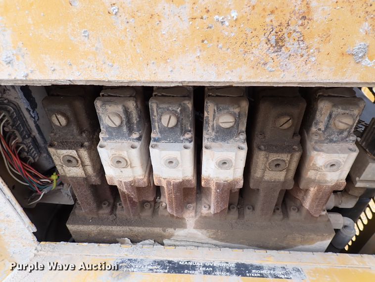 image for item DN1793 Gomaco GT3600  curb machine