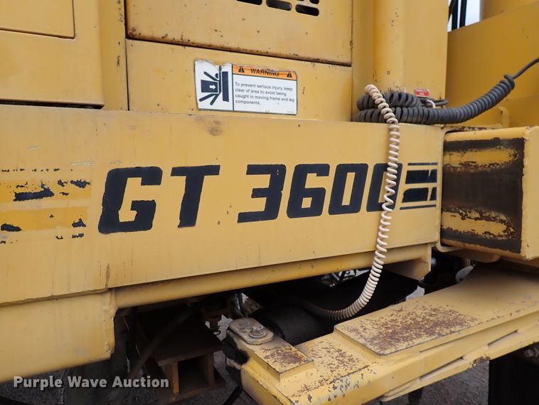 image for item DN1793 Gomaco GT3600  curb machine