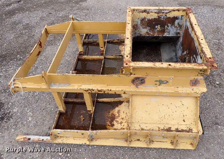 image for item DN1793 Gomaco GT3600  curb machine