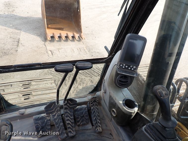 image for item DN1800 2009 Caterpillar 320DL  excavator