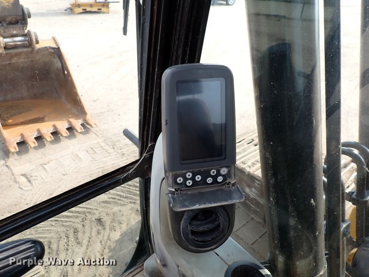 image for item DN1800 2009 Caterpillar 320DL  excavator