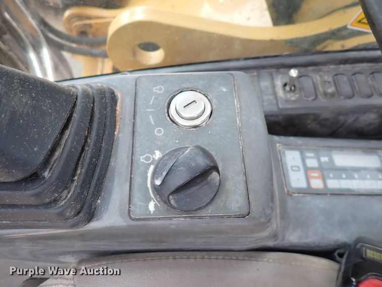 image for item DN1800 2009 Caterpillar 320DL  excavator