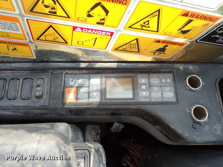 image for item DN1800 2009 Caterpillar 320DL  excavator