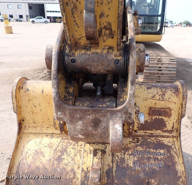 image for item DN1800 2009 Caterpillar 320DL  excavator