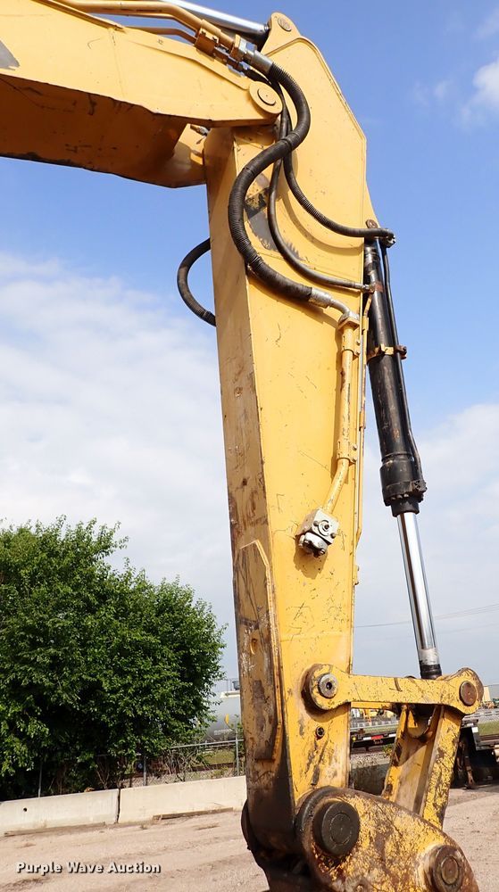 image for item DN1800 2009 Caterpillar 320DL  excavator