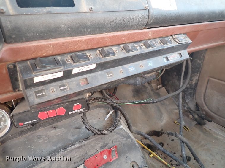 image for item DN1838 1994 GMC Top Kick  crane truck