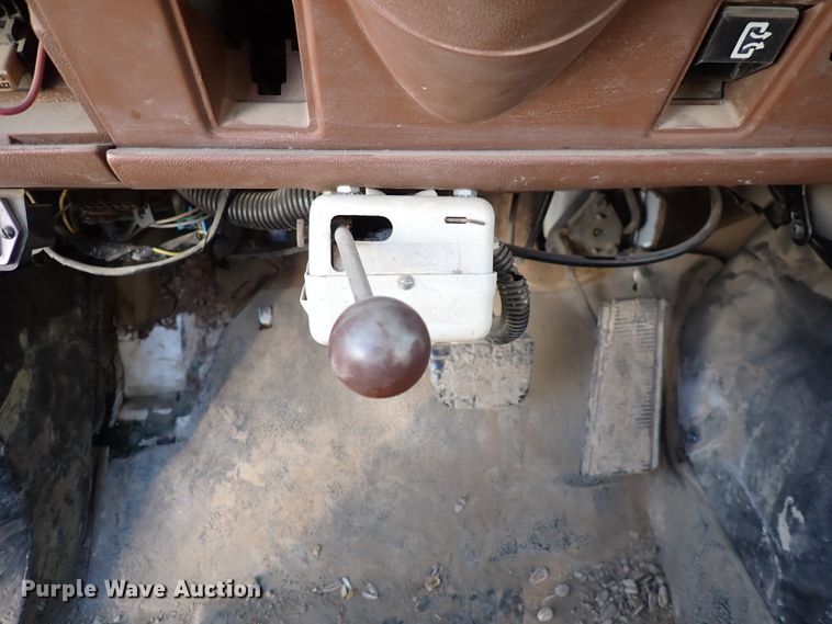 image for item DN1838 1994 GMC Top Kick  crane truck