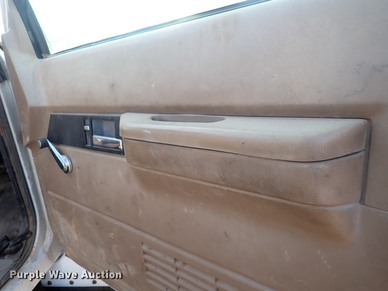 image for item DN1838 1994 GMC Top Kick  crane truck