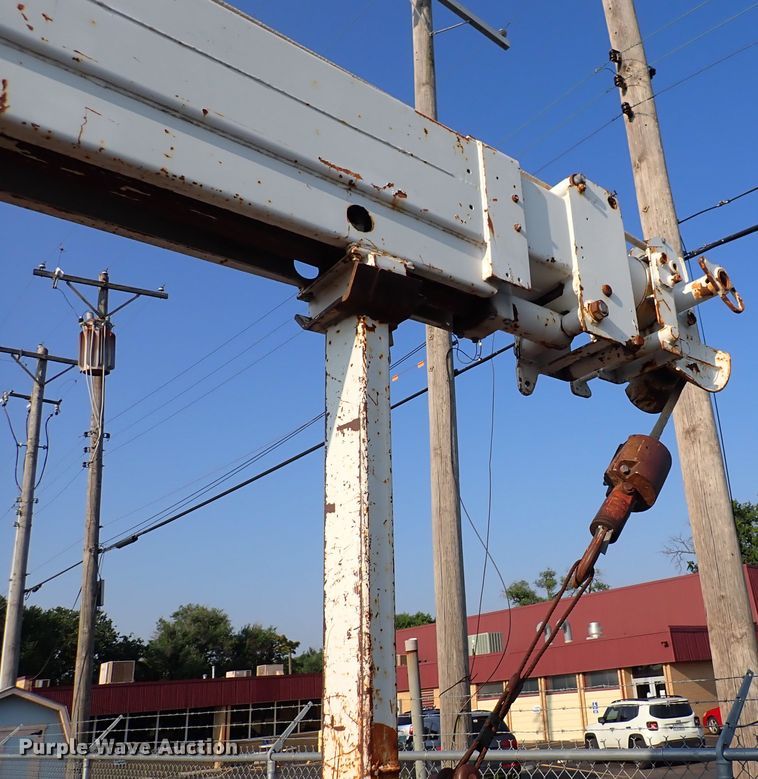 image for item DN1838 1994 GMC Top Kick  crane truck