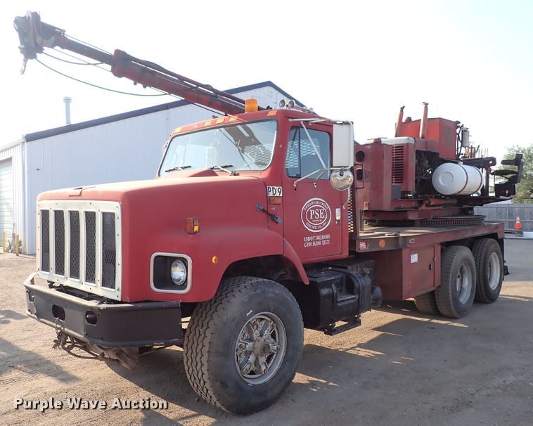 image for item DN1839 1982 International  drilling rig truck