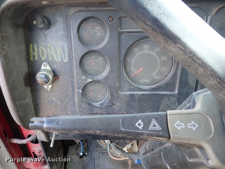 image for item DN1839 1982 International  drilling rig truck