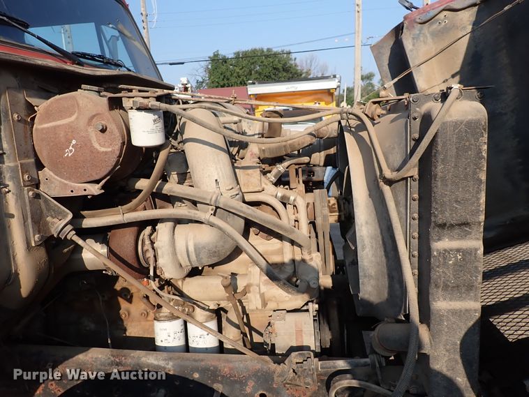 image for item DN1839 1982 International  drilling rig truck