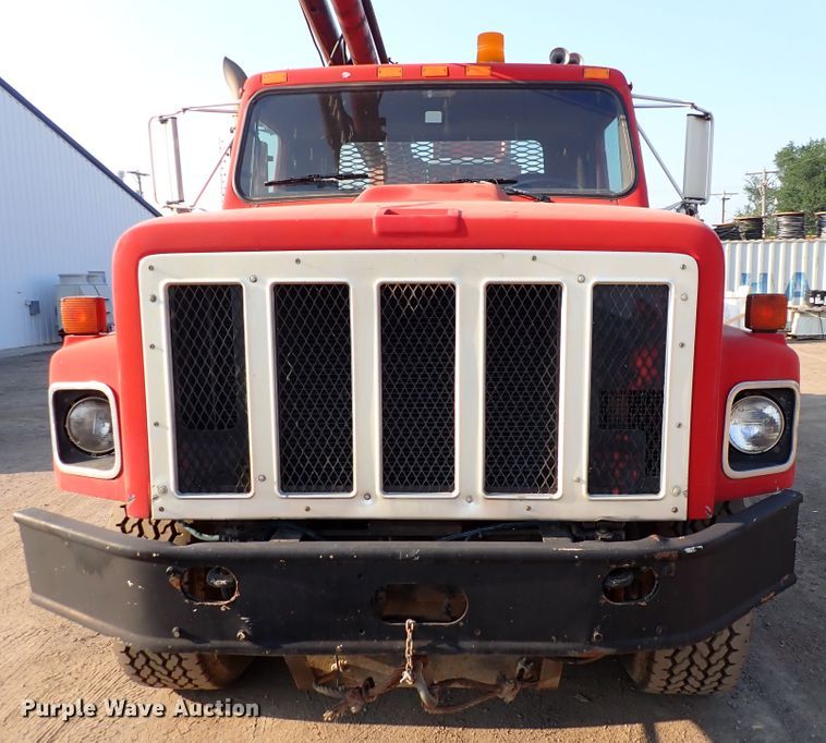 image for item DN1839 1982 International  drilling rig truck