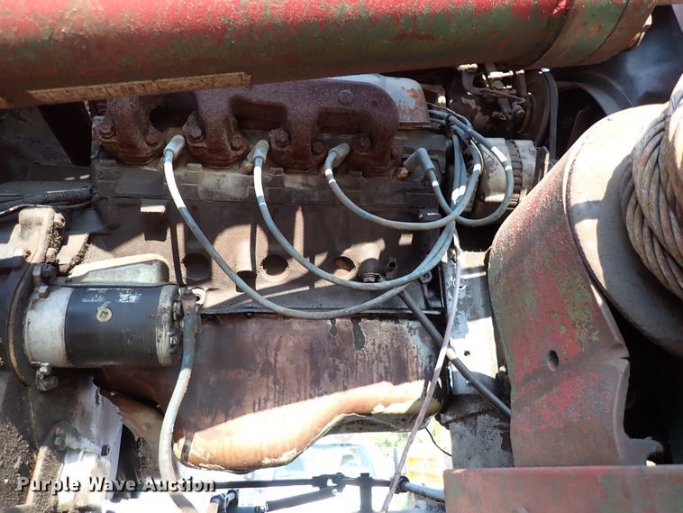 image for item DN1839 1982 International  drilling rig truck