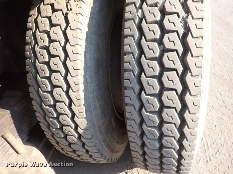 image for item DN1839 1982 International  drilling rig truck