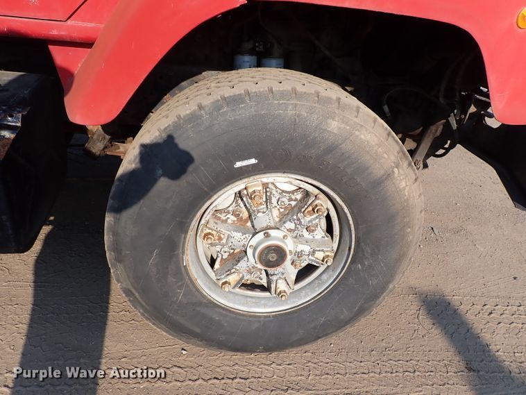 image for item DN1839 1982 International  drilling rig truck