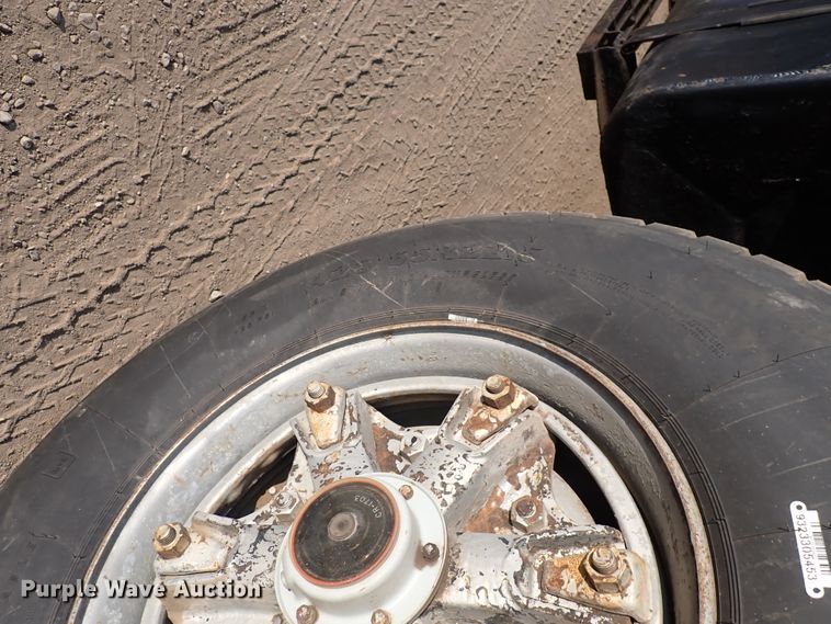 image for item DN1839 1982 International  drilling rig truck