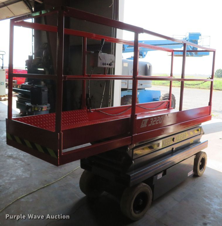 image for item DN5954 1994 Skyjack SJ3220  scissor lift