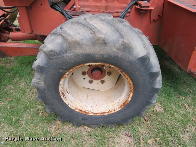 image for item DN5961 1994 Ditch Witch 8020  cable plow