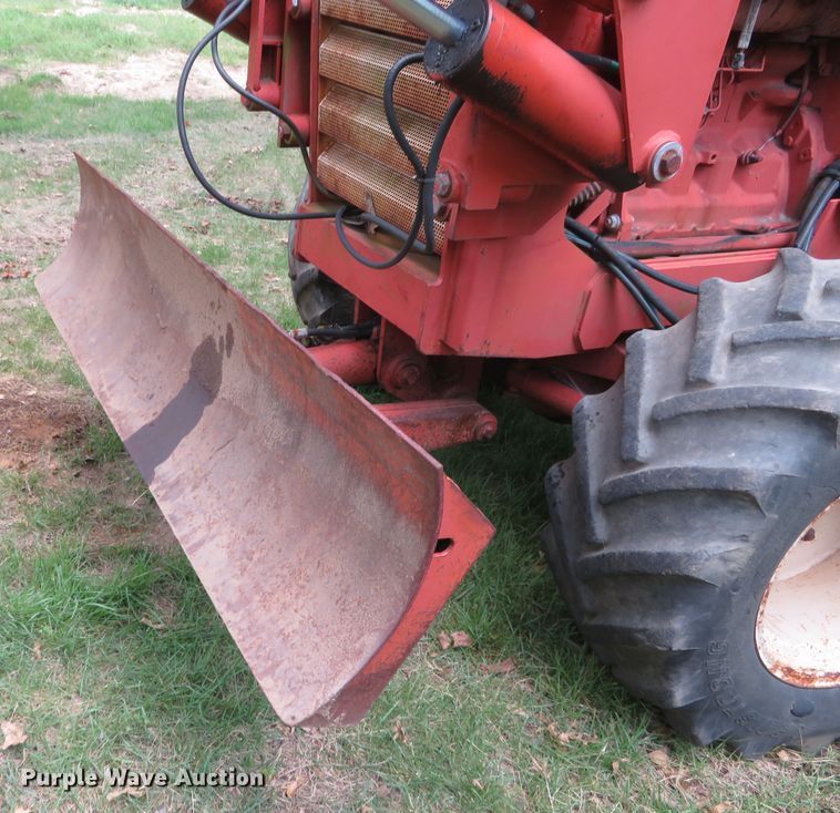 image for item DN5961 1994 Ditch Witch 8020  cable plow